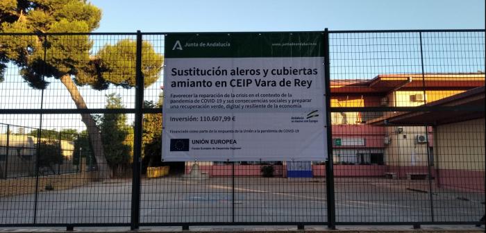 Inicio de las obras de retirada de amianto en el CEIP Vara del Rey de Sevilla.
