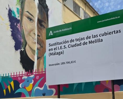 Cartel de obra en el IES Ciudad de Melilla de Málaga