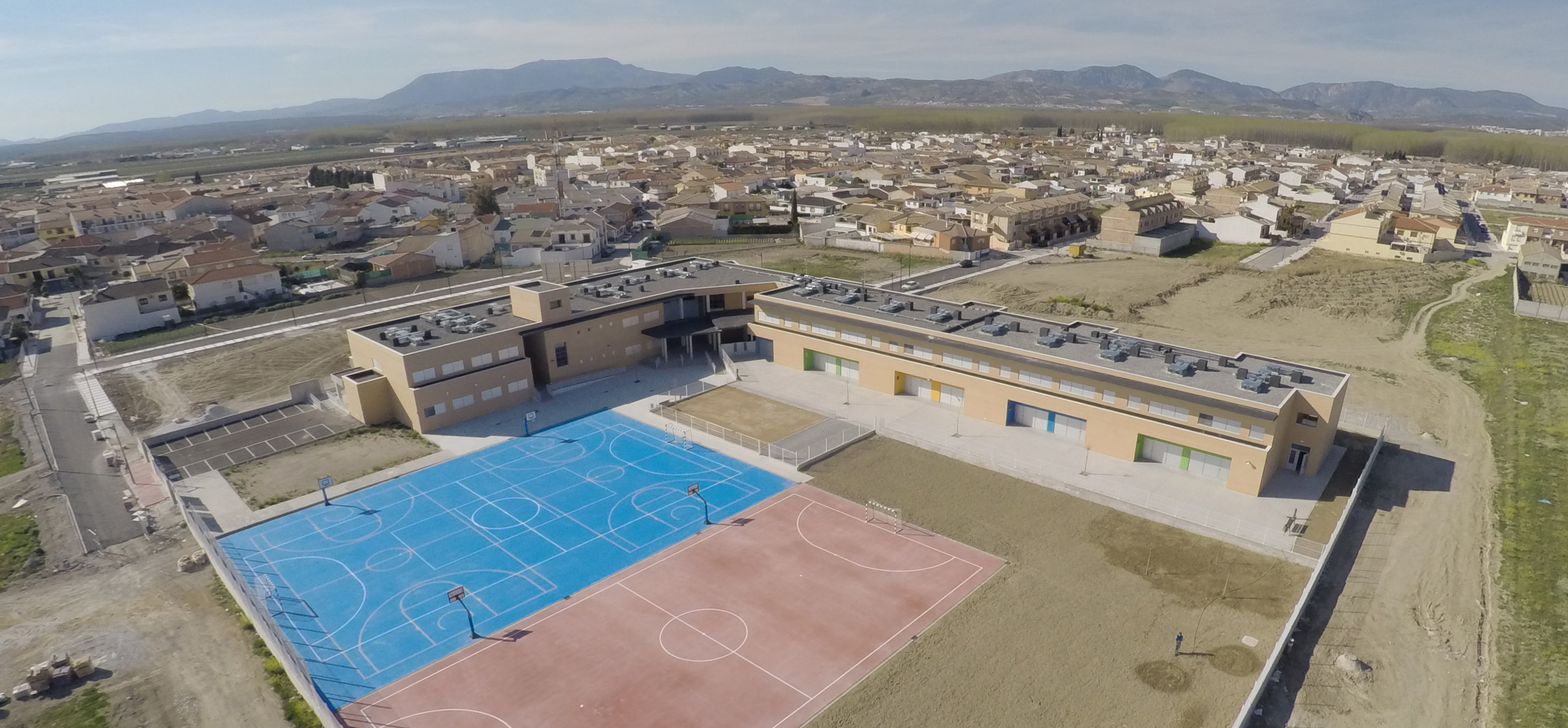 Nuevo Colegio El Sauce en Chauchina