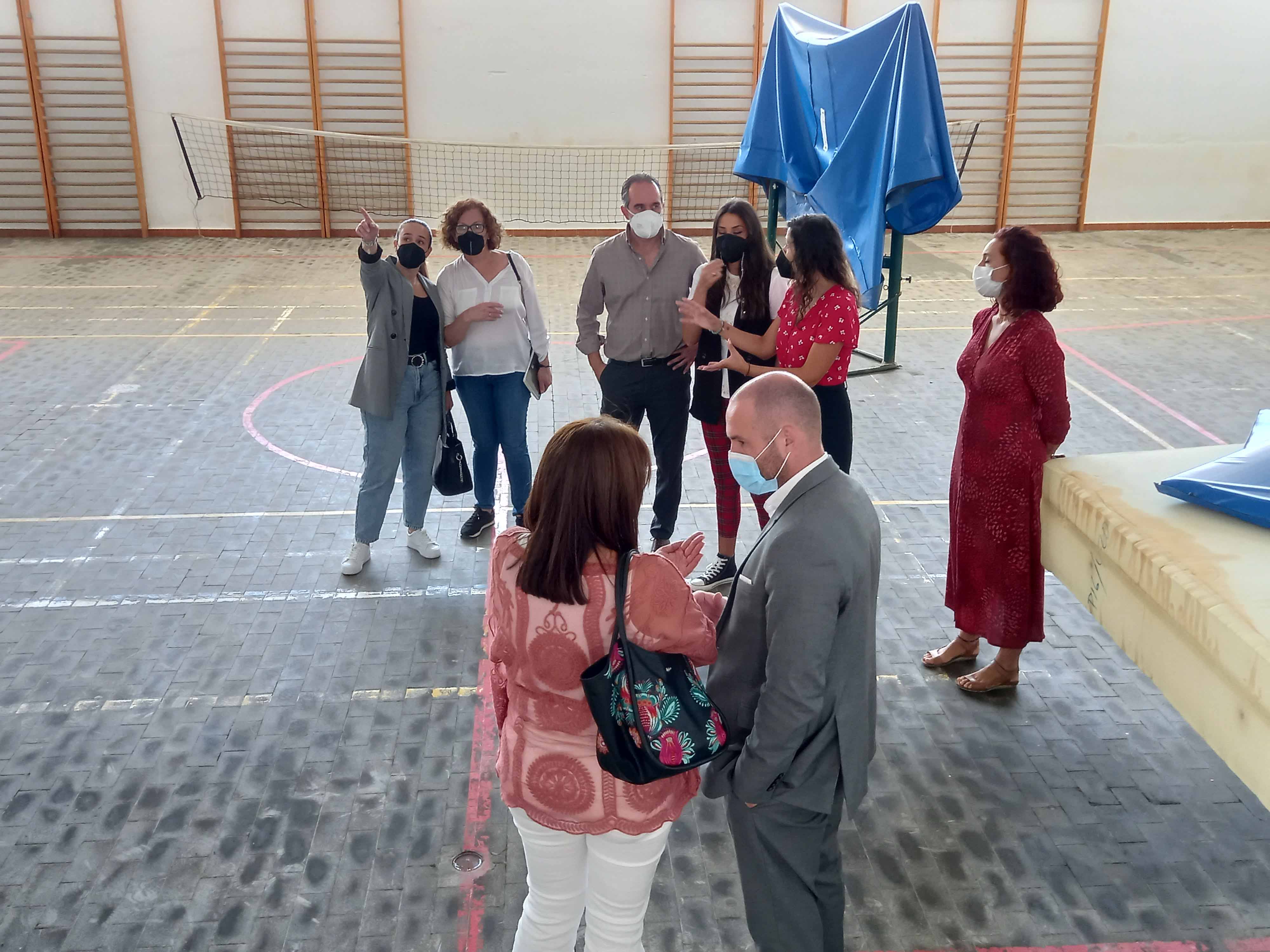 Estado del gimnasio del CEIP Juan Ramón Jiménez tras la DANA