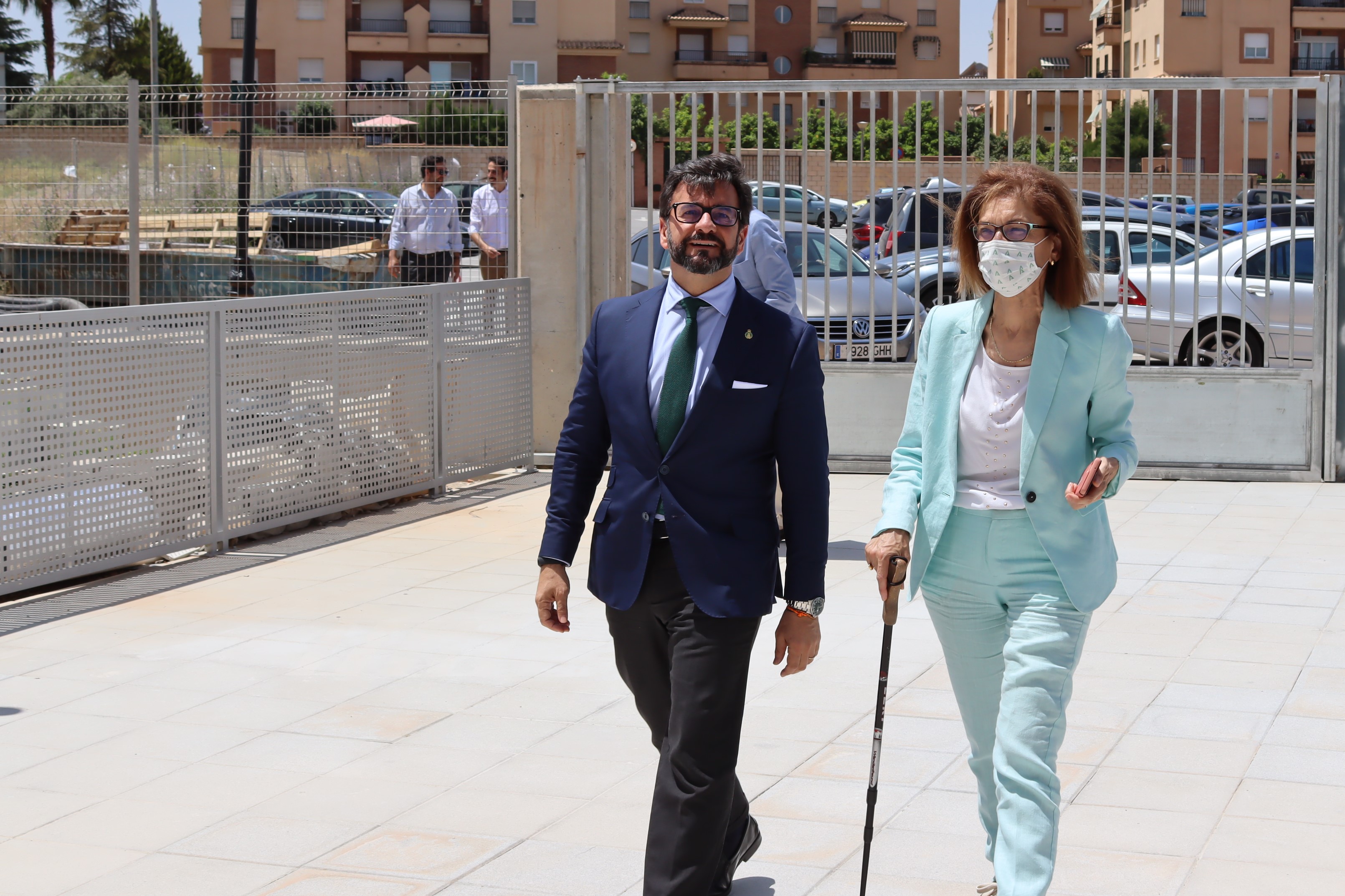 Llegada del consejero y la delegada territorial