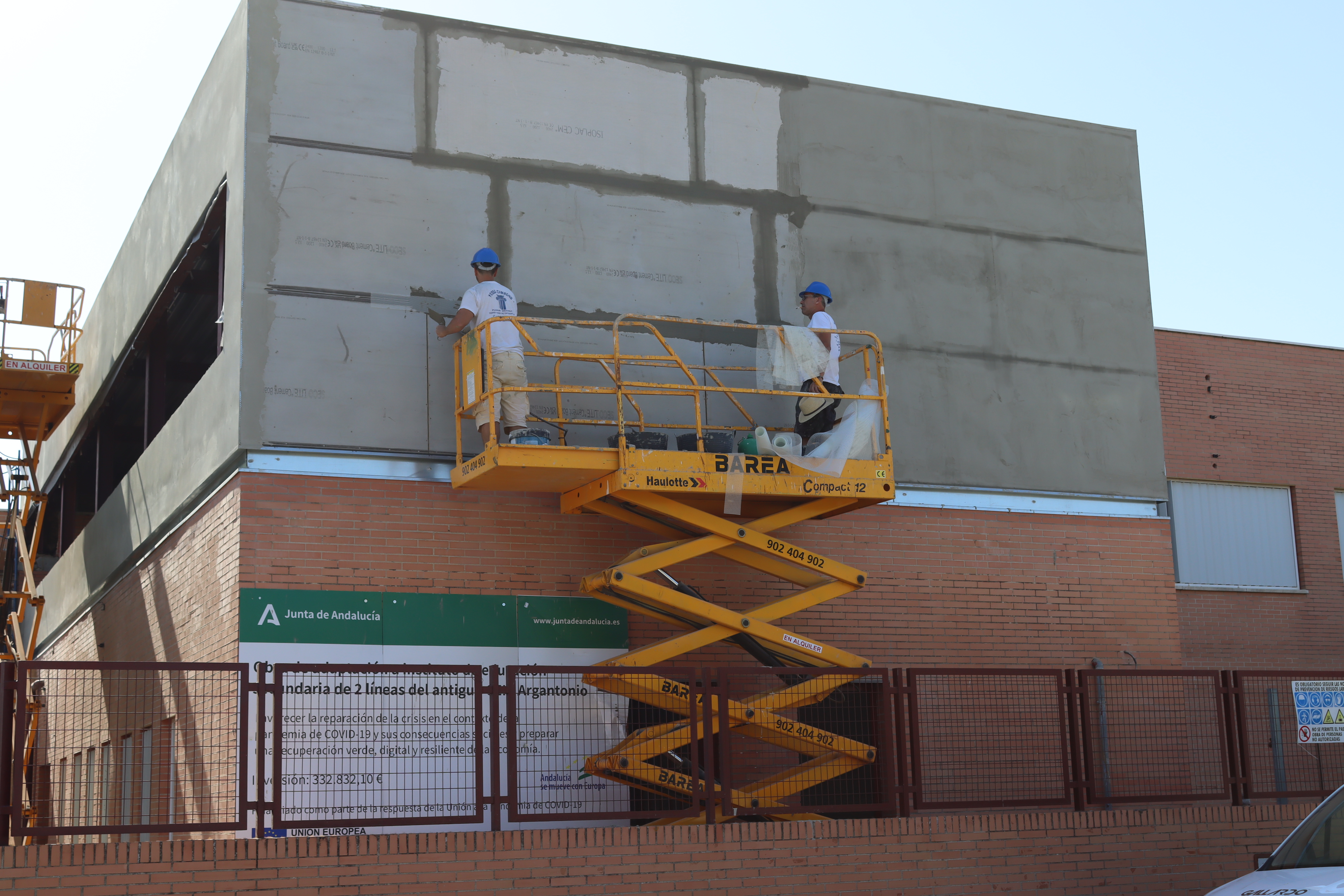 Visita a las obras de adaptación a IES del antiguo CEIP Argantonio de Castilleja de Guzmán (Sevilla)