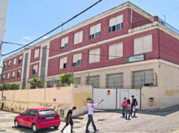 Fachada del IES Poeta García Gutierrez