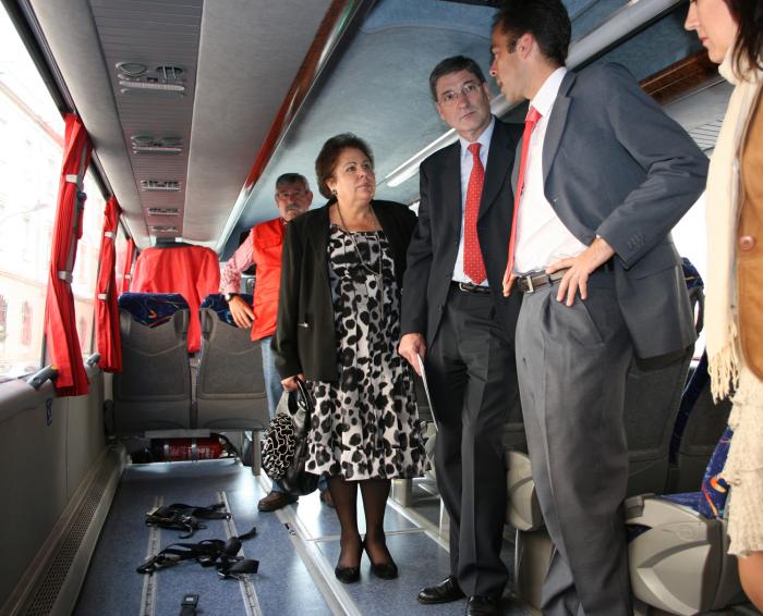 Interior de uno de los autobuses de Cruz Roja Huelva en los que se presta el servicio de transporte escolar adaptado a través del convenio con ISE Andalucía.