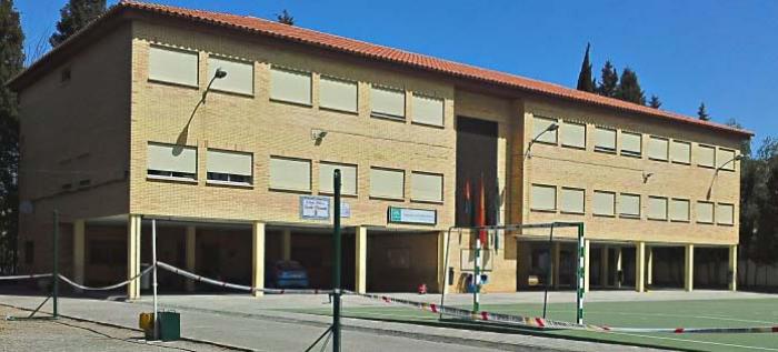 El CEIP Vicente Aleixandre de Granada es uno de los colegios beneficiados por obras del Plan OLA. 