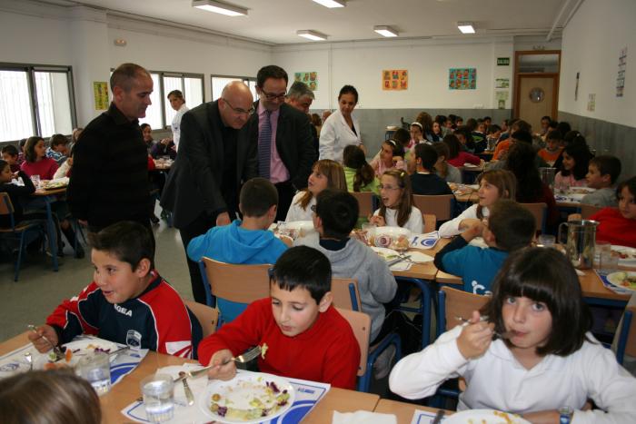 Visita al comedor del colegio María Zambrano de Málaga