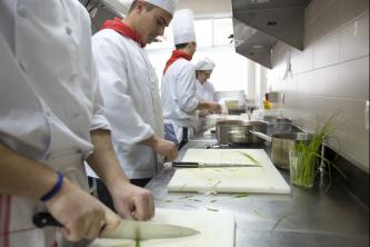 Ampliación y reforma del IES Hurtado de Mendoza de Granada