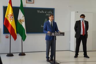 El presidente de la Junta, Juanma Moreno, inaugura el curso escolar 2021-2022