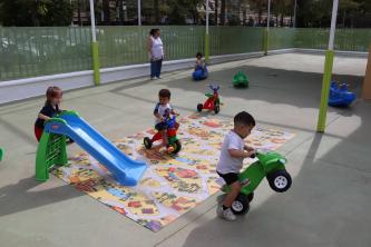 Inauguración del curso escolar en la escuela infantil Azahares de Córdoba.