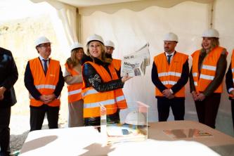 Primera piedra del nuevo IES de Benalmádena pueblo, en Málaga