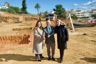 Primera piedra del nuevo IES de Benalmádena pueblo, en Málaga