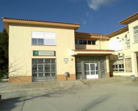 Edificio del CEIP Amancia Burgos de Benamaurel (Granada)