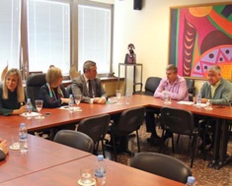 Reunión de la consejera de Educación con el alcalde de Mijas 