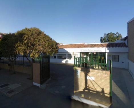 El CEIP Andalucía de Fuengirola verá mejorados sus espacios deportivos gracias al Plan OLA.