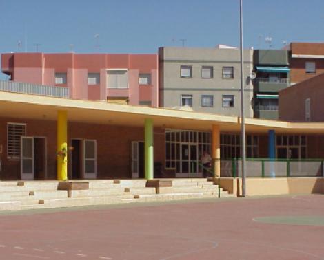 Colegio Joaquín Visiedo de Viator (Almería)