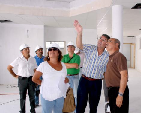Visita a las obras de ampliación en el CEIP San Juan de Ribera