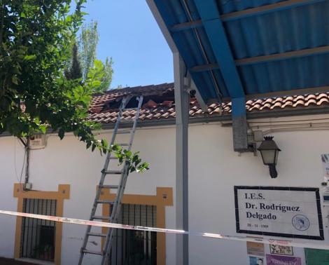 Techo derrumbado en el IES Doctor Rodríguez Delgado