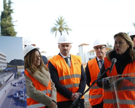 Primera piedra del nuevo IES de Benalmádena pueblo, en Málaga